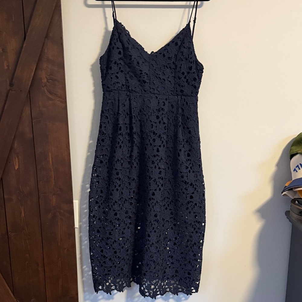 ASTR THE LABEL Elegant Navy Lace Dress